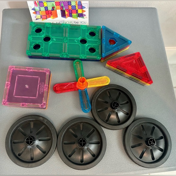 PICASSO TILES 20-Piece Windmill & Wheel Magnetic Tile Set, Complete Set - Picture 7 of 8